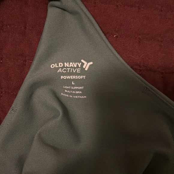 Old Navy Active Top - Picture 3 of 3